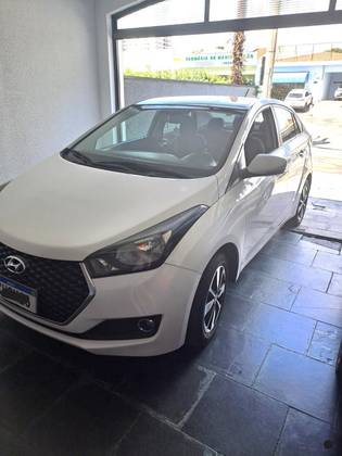 HYUNDAI HB20S 1.6 COMFORT STYLE 16V FLEX 4P AUTOMÁTICO